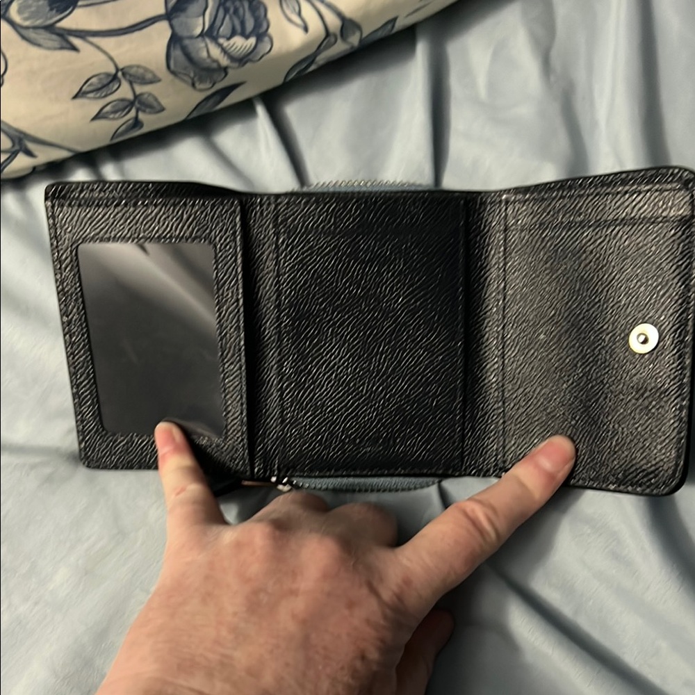 Coach Blue Leather Wallet - Picture 2 of 8